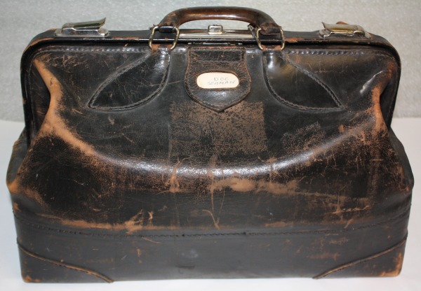 brown leather doctor's bag